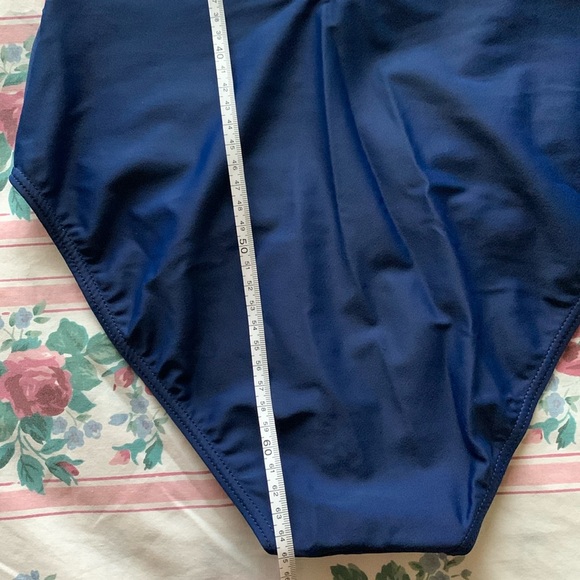 Tommy Hilfiger one-piece swimsuit - Picture 8 of 9